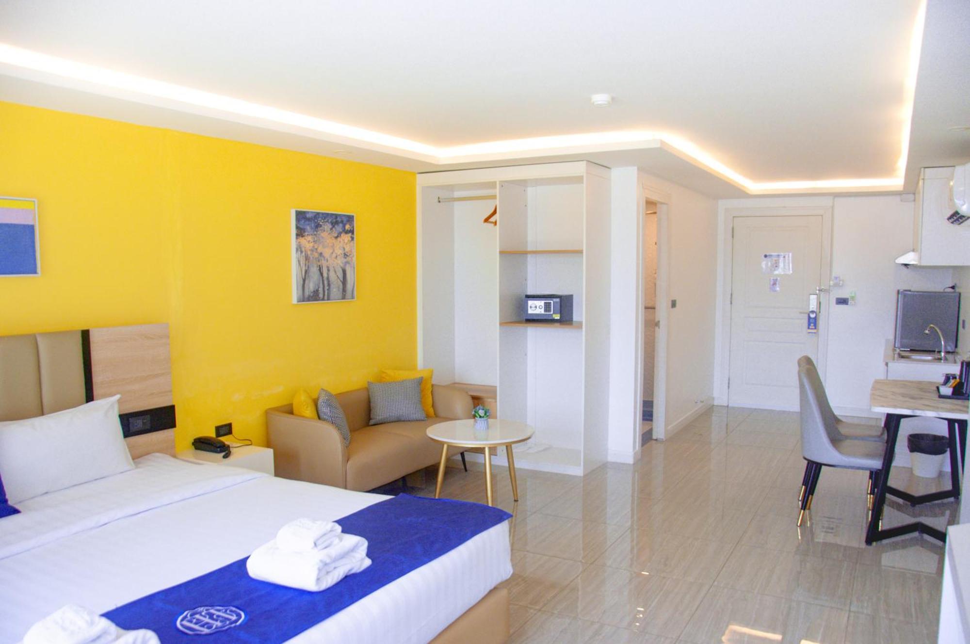 Ht9 Hotel Jomtien Beach Exterior photo