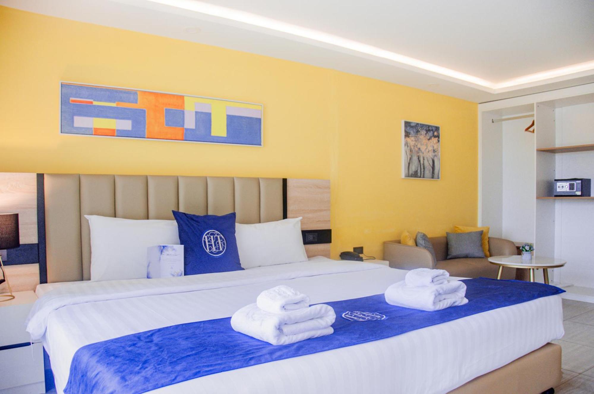 Ht9 Hotel Jomtien Beach Exterior photo