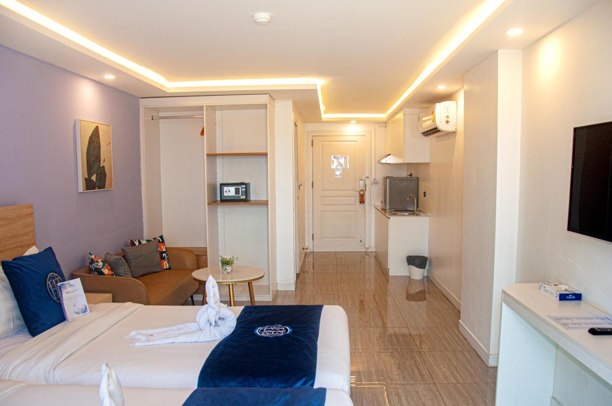Ht9 Hotel Jomtien Beach Exterior photo