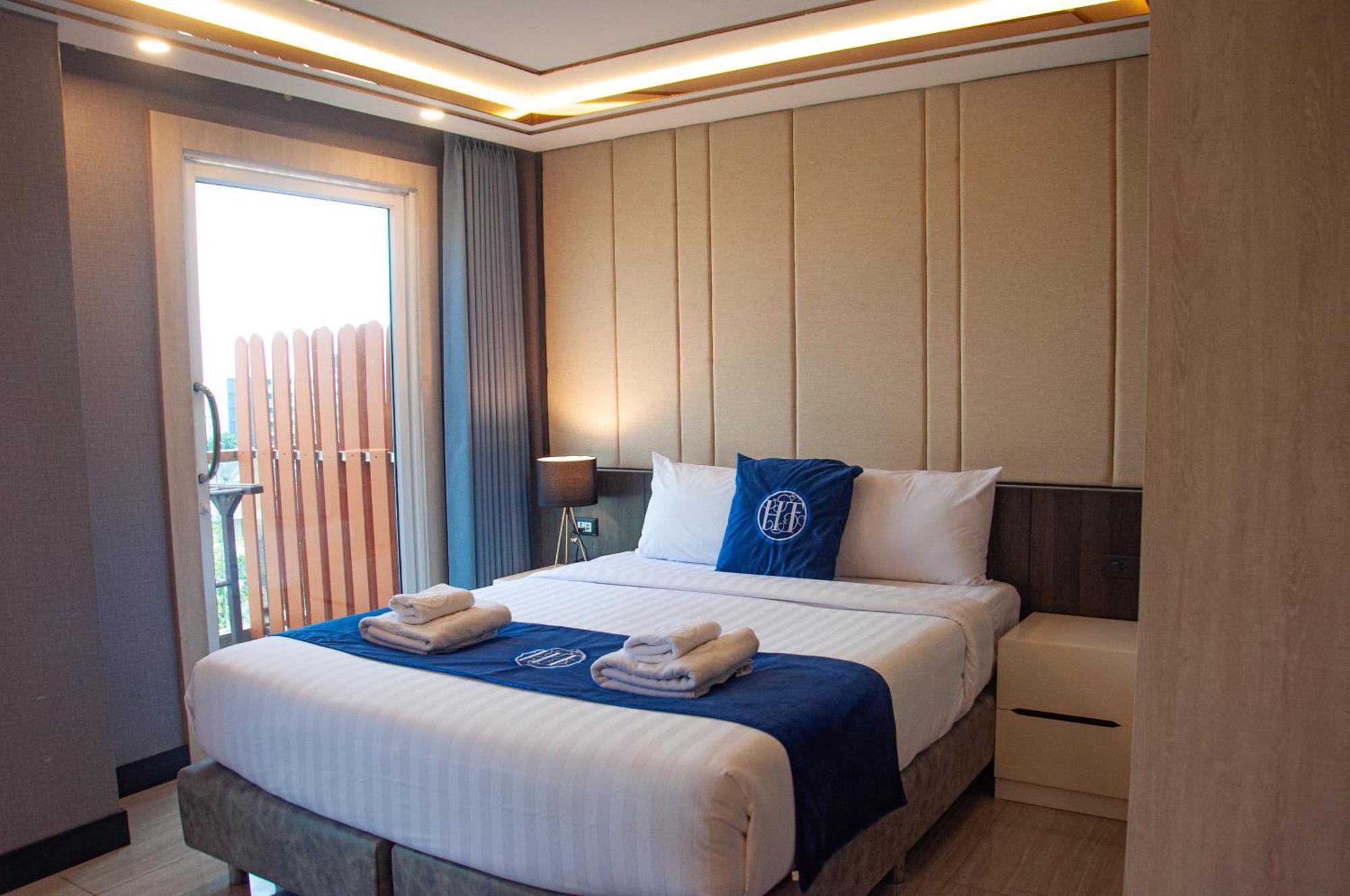 Ht9 Hotel Jomtien Beach Exterior photo