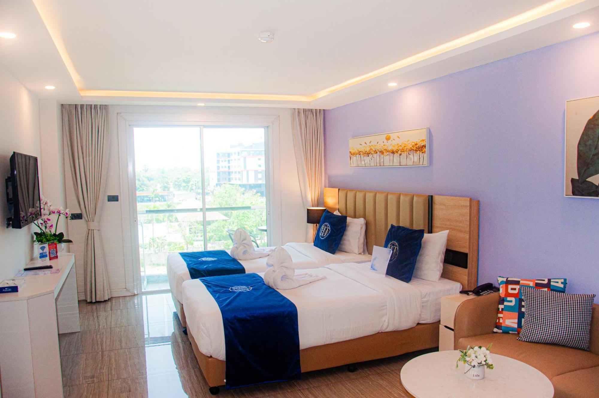 Ht9 Hotel Jomtien Beach Exterior photo