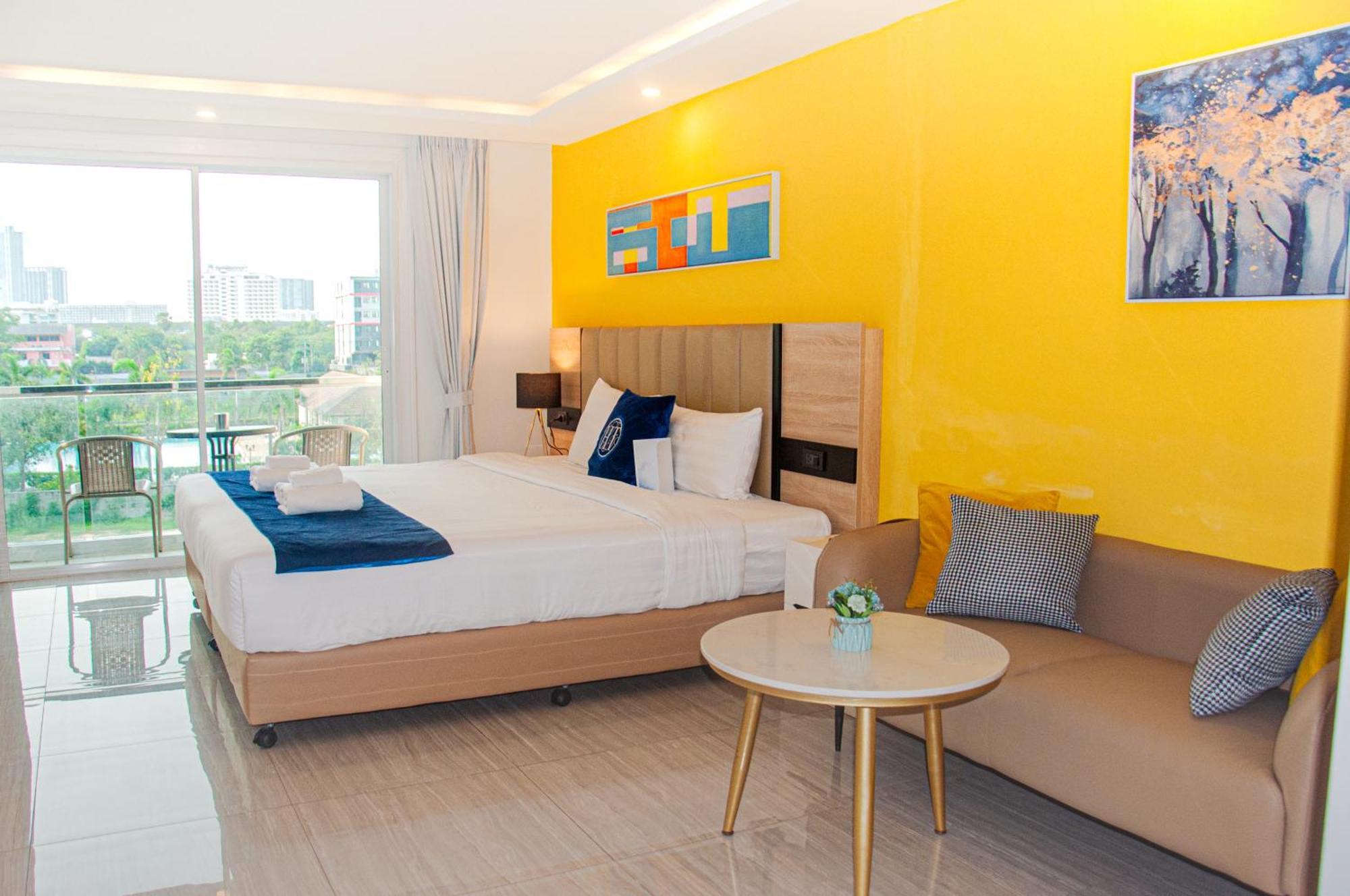 Ht9 Hotel Jomtien Beach Exterior photo