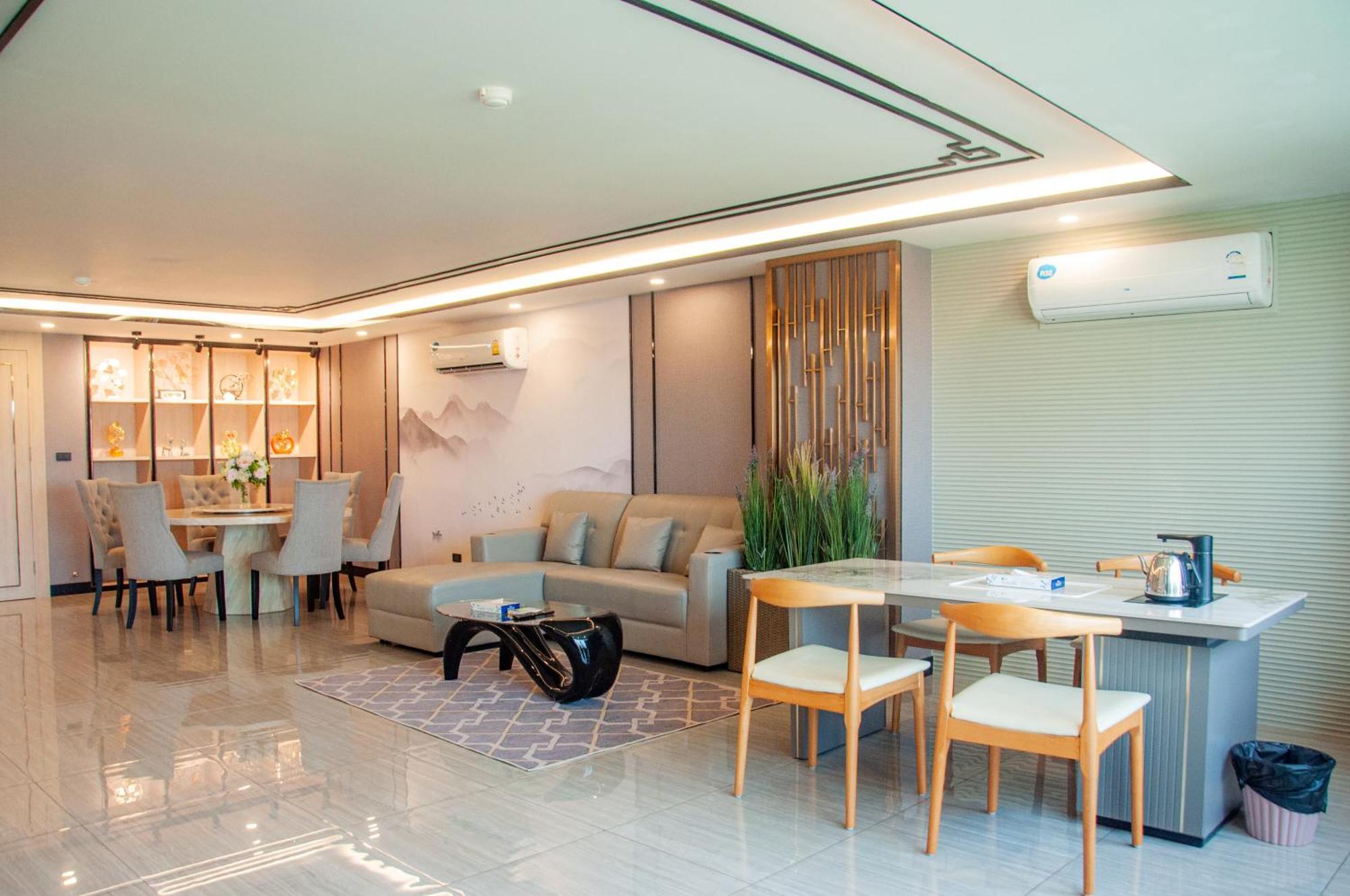 Ht9 Hotel Jomtien Beach Exterior photo
