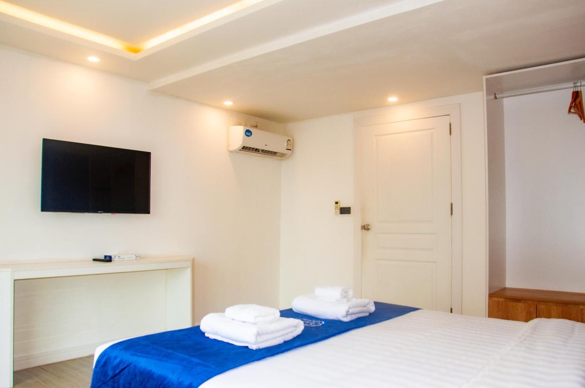 Ht9 Hotel Jomtien Beach Exterior photo