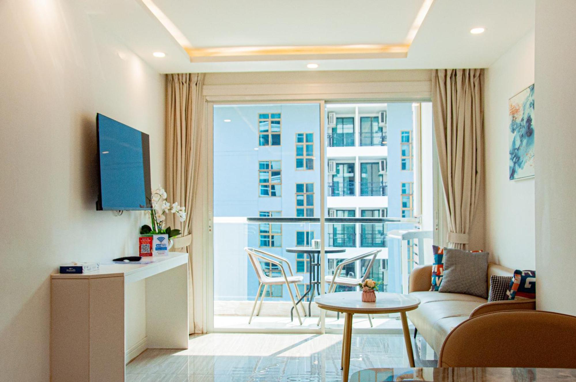 Ht9 Hotel Jomtien Beach Exterior photo