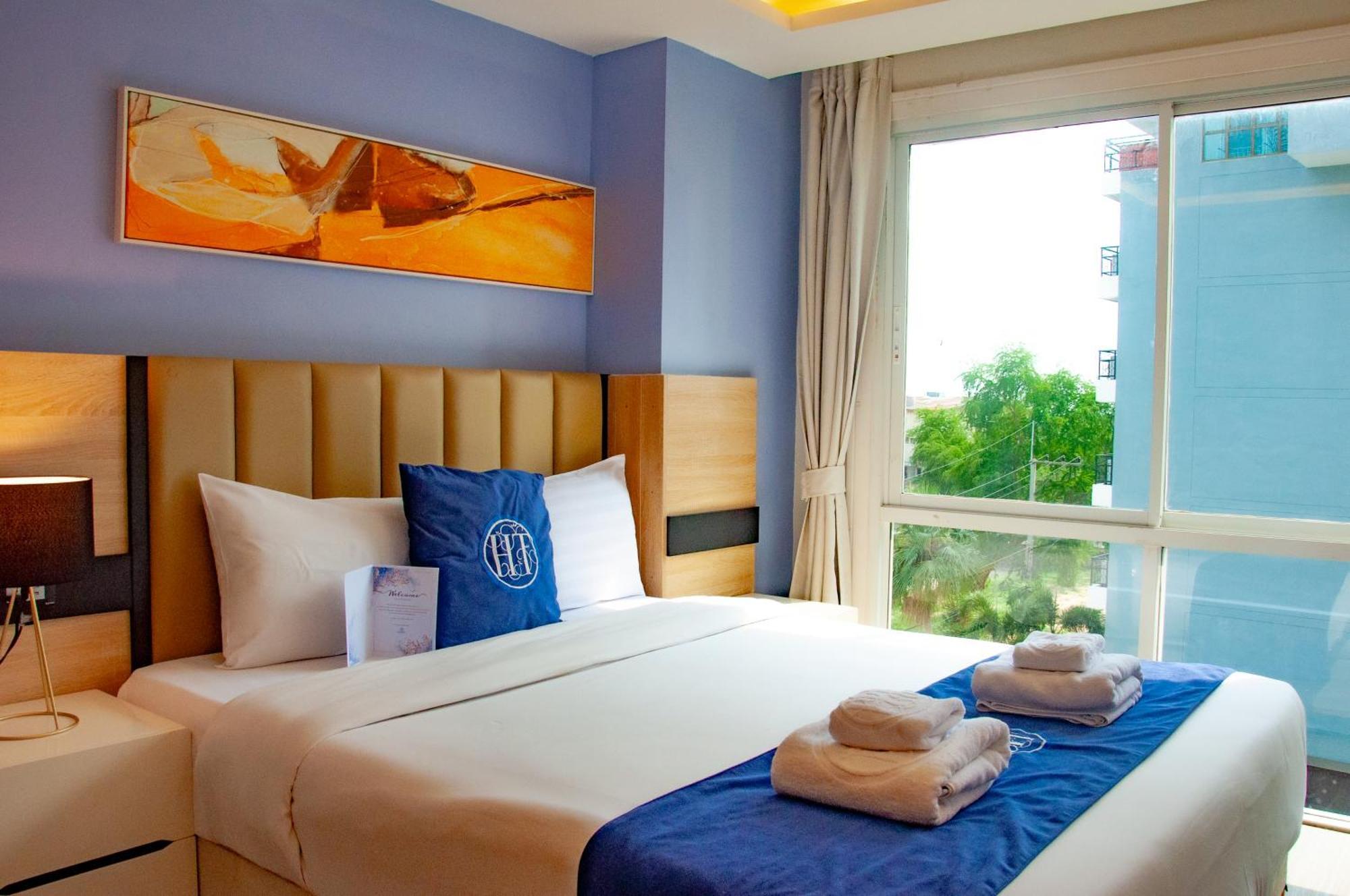 Ht9 Hotel Jomtien Beach Exterior photo